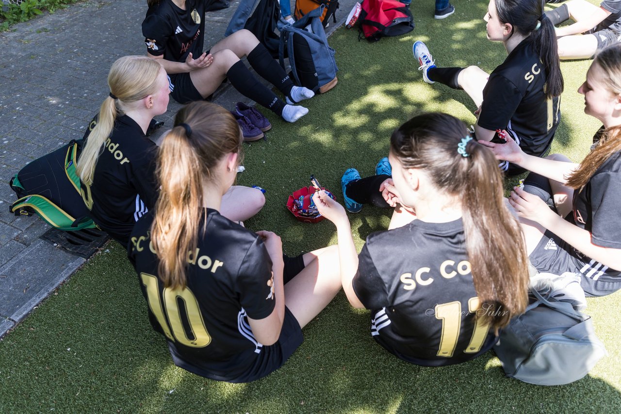 Bild 78 - wBJ SC Condor - VfL Pinneberg : Ergebnis: 3:2